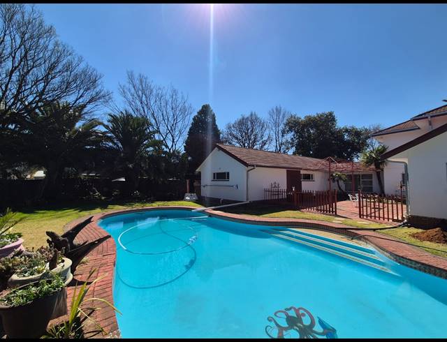 4 BEDROOM HOUSE FOR SALE IN BISHOPS BAY